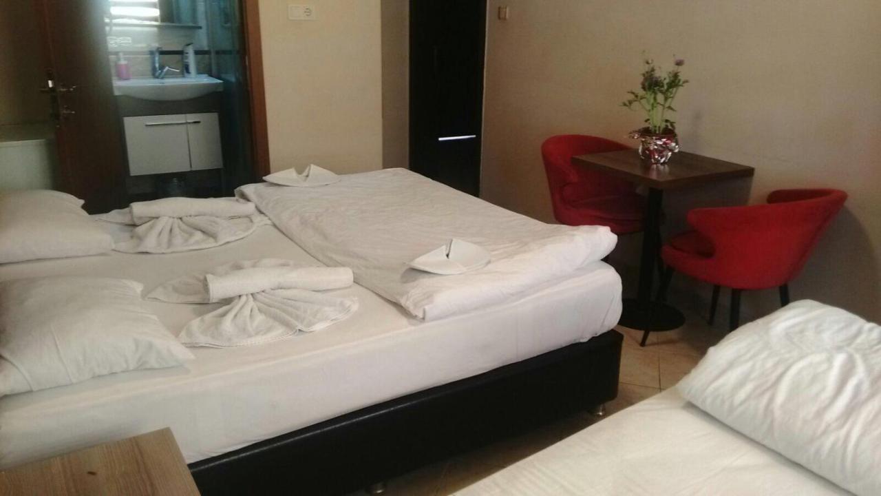 Hotel Kiwi — Foto 3
